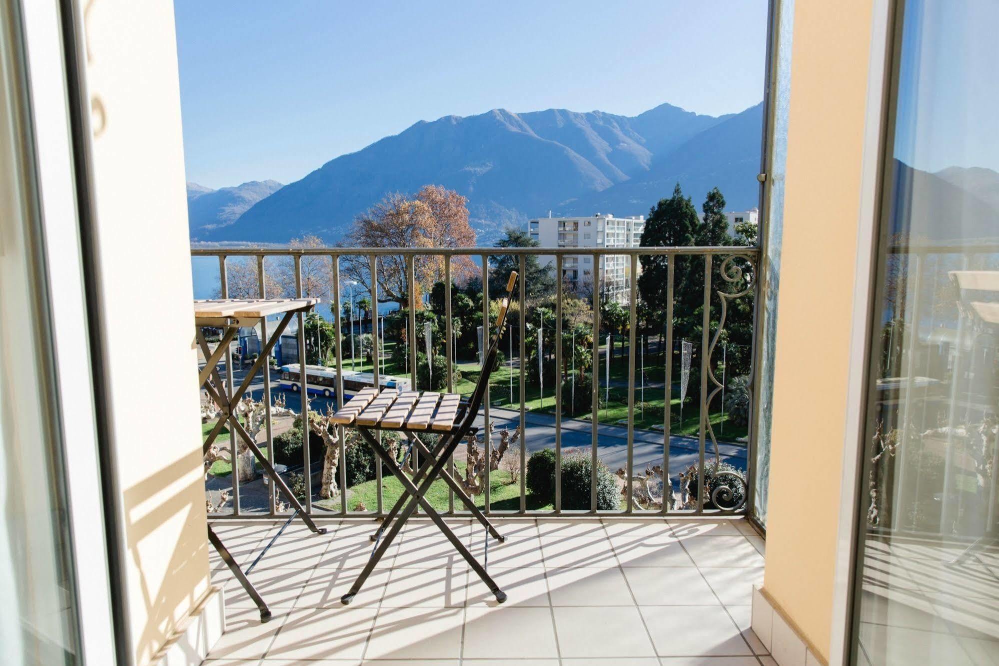 Hotel Du Lac Locarno Exteriör bild